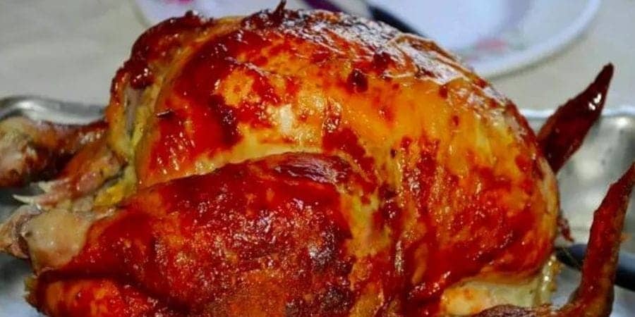 Frango assado na panela de pressao