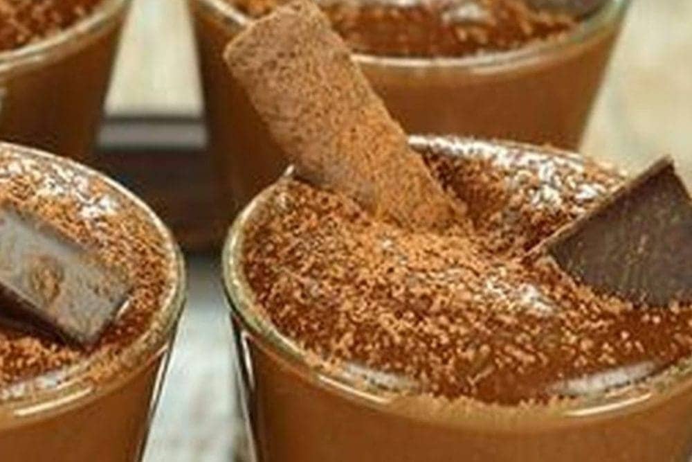 Mousse francesa de chocolate