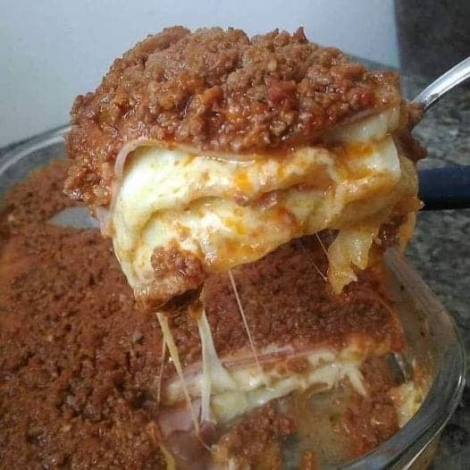 Lasanha de carne moida pratica e saborosa