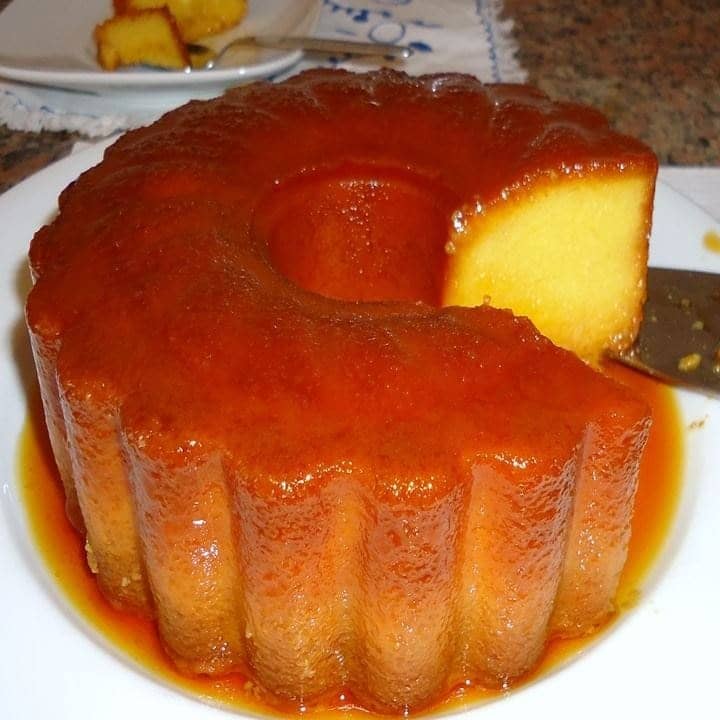 pudim de pão no liquidificador delicioso fácil de fazer