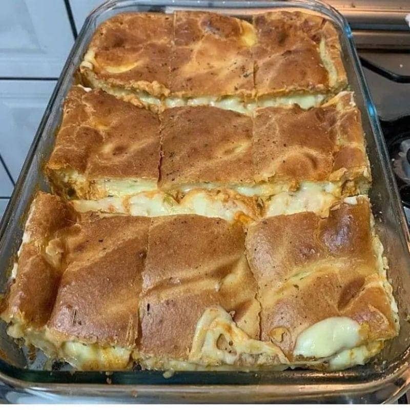 torta cremosa de frango para o ano novo