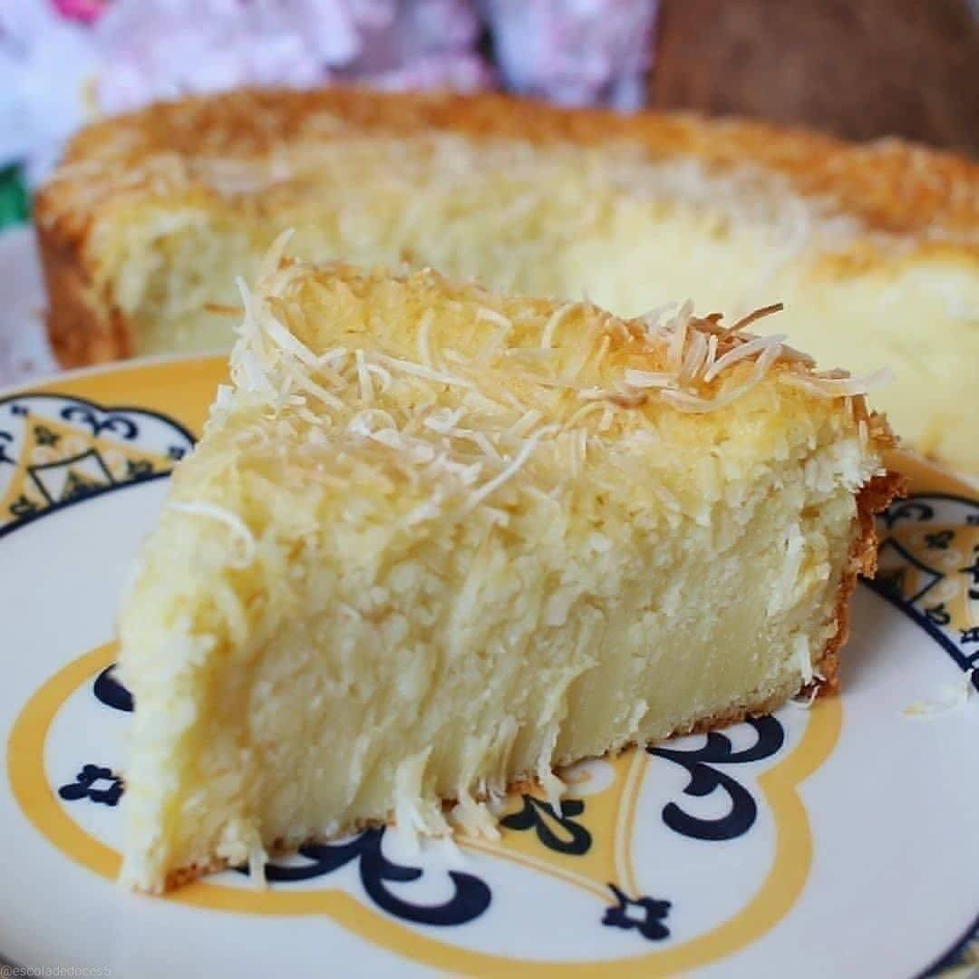bolo cremoso de coco pro ano novo
