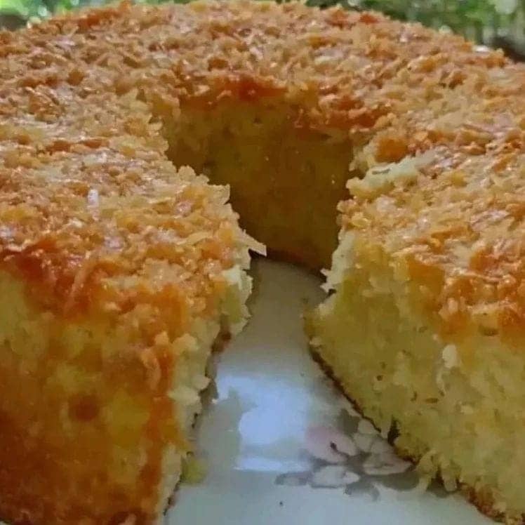 bolo de coco simples perfeito para o natal