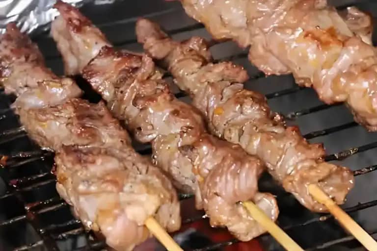 espetinho de churrasco igual