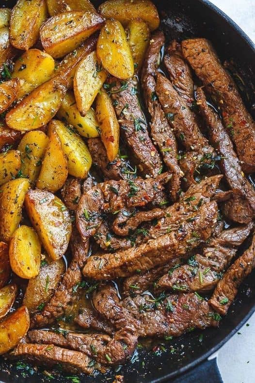 bife com alho e batata na frigideira muito fÁcil e rÁpido