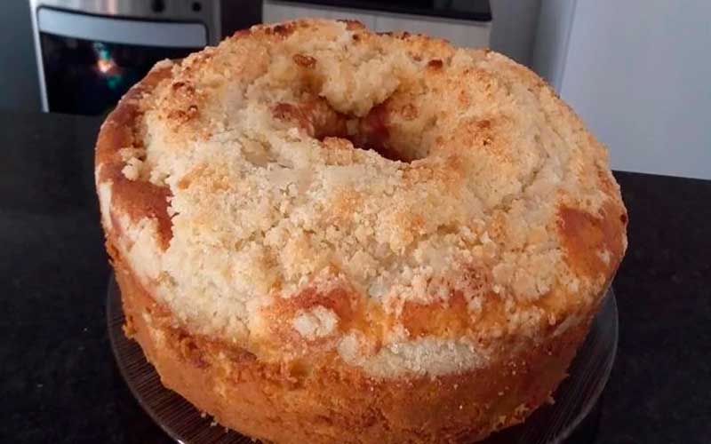 como fazer bolo cuca de banana com goiabada