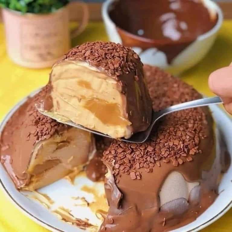 pudim de sorvete com doce de leite
