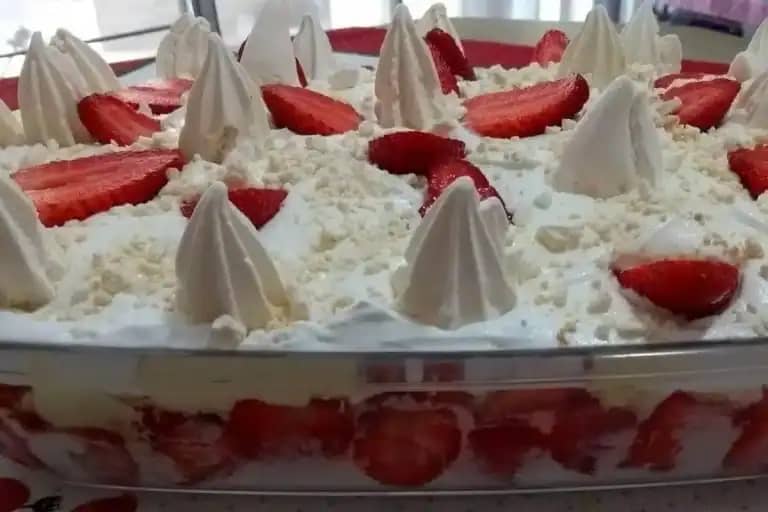 merengue de morango