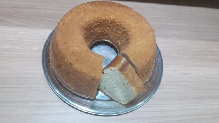 Receita de Bolo de Banana Úmido e Fofinho