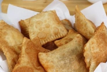 Receita de Massa de Pastel Caseira: Fácil e Deliciosa