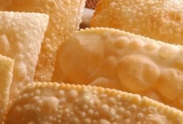 Receita de Pastel com 2 ingredientes: receita fácil e cremosa
