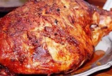 Receita de Pernil Assado ao Molho de Laranja: Receita Única e Deliciosa