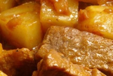 Receita de Picadinho de Carne com Batata: receita suculenta e cremosa!