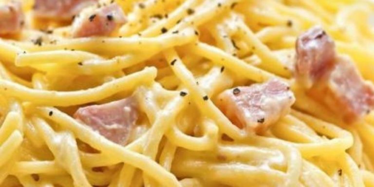 Spaguetti à Carbonara! Aprenda a fazer essa delícia!