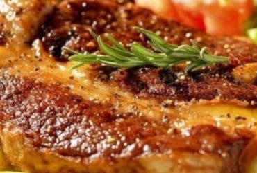 Maminha suculenta preparada de duas formas: assada no forno com alho e manteiga e cozida na panela com cerveja preta