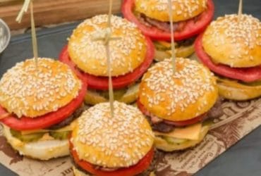 Receita de Mini hambúrguer caseiro: receita apetitosa e fácil de fazer!