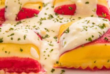 Receita de Ravioloni ao forno: delícia italiana cremosa!