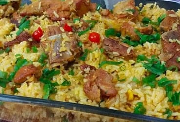 Receita de Costelinha suína à moda caipira: delícia com arroz!