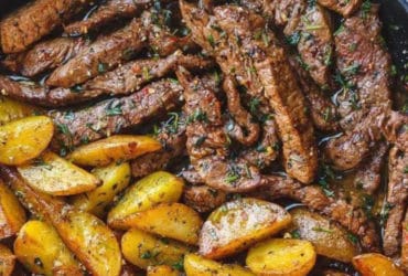 Receita de Contrafilé e batatas na manteiga: uma refeição deliciosa
