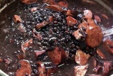 Receita de Feijoada perfeita: receita caseira e deliciosa!