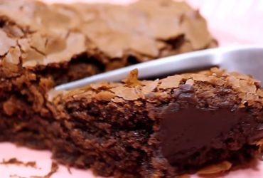 Receita de Brownie de Nescau cremoso da Isamara Amâncio