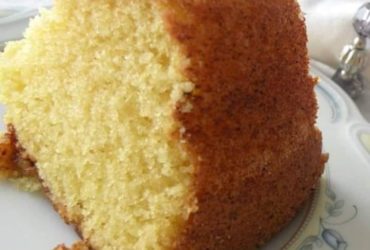 Receita de Bolo de Areia Fácil e Cremoso