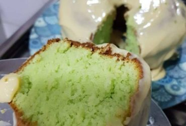 Receita de Bolo de Limão Cremoso e Fofinho