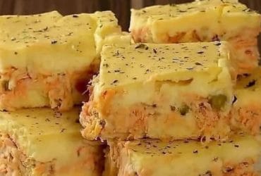 Receita de Torta cremosa de batata e frango: receita caseira e fofinha