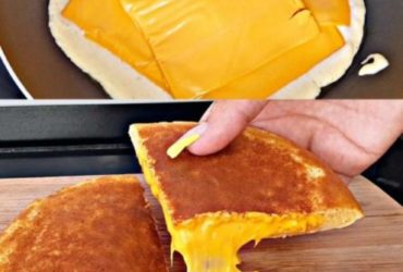 Receita de Lanche de Cheddar Cremoso na Frigideira
