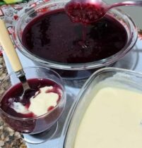 Sagu de Vinho com Creme: receita cremosa e deliciosa