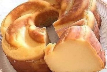 Receita de Bolo de Leite Condensado Cremoso e Fofinho