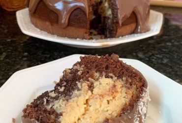 Receita de Bolo Prestígio Cremoso e Fofinho.