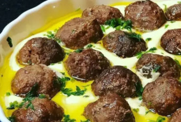 Receita de Almôndegas ao Molho Branco Cremoso: Receita Fofinha