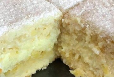 Receita de Bolo Gelado de Abacaxi e Coco: Receita Cremosa e Caseira