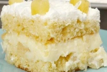 Receita de Bolo de Abacaxi Cremoso e Fofinho: Receita Caseira