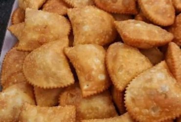 Receita de Massa de Pastel Simples e Cremosa