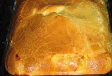 Receita de Pastelão de Frango Cremoso e Fofinho