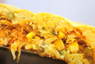 Receita de Torta de Frango de Liquidificador da Cris - Fofinha e Saborosa