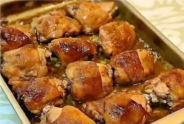 Receita de Sobrecoxa de frango assada com tempero caipira da vovó