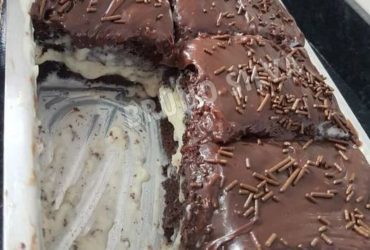 Receita de Bolo de Prestígio Cremoso e Fofinho