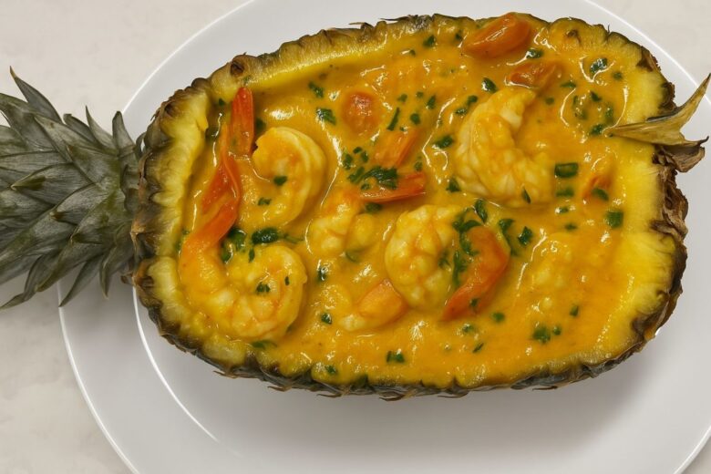 receita camarão no abacaxi