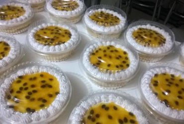 aprenda como fazer bolo de pote de maracujá