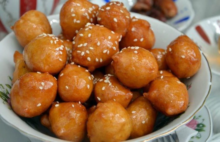 bolinho frito luqaimat