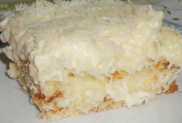 bolo gelado de coco maravilhoso