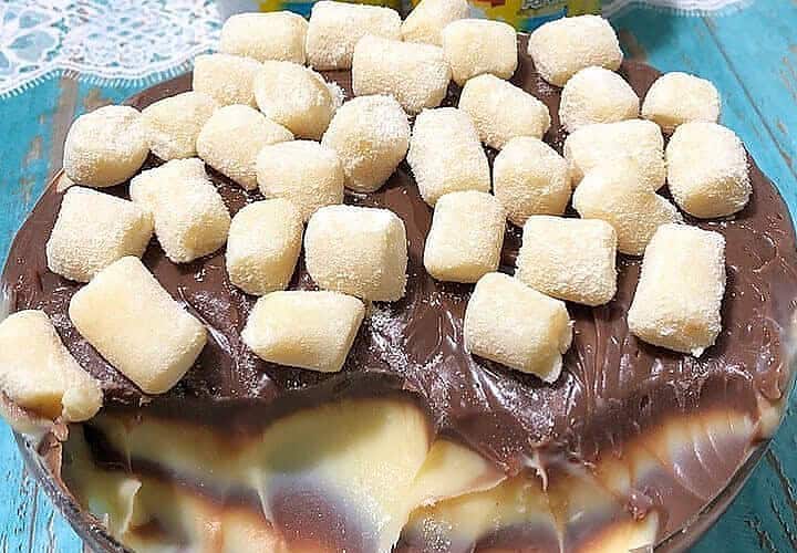 brigadeiro casadinho cremoso na travessa