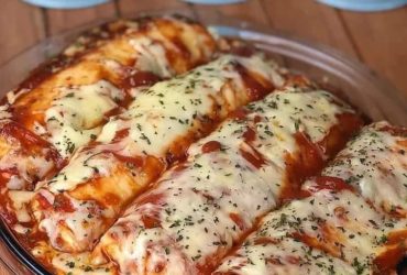 massa de panqueca rápida e fácil recheada com frango e catupiry