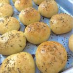 pãozinho de cebola de liquidificador