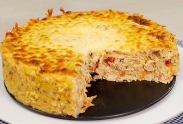 torta de couve flor com frango fácil de fazer