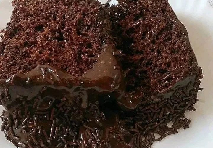 [bolo de chocolate molhadinho]