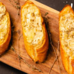 pão de alho no forno